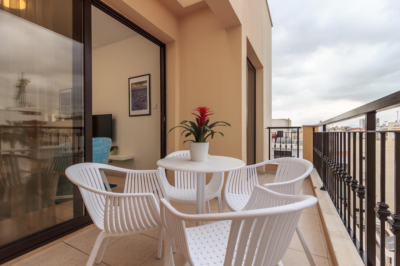 Soho City Apartments Lárnaca Exterior foto